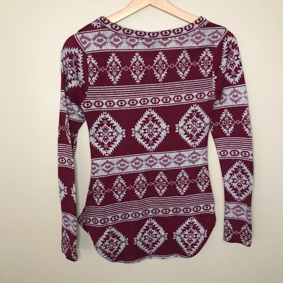 RUE21 Long Sleeve Rounded Hem Top with Aztec Print - Picture 4 of 6